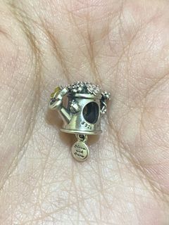 (Kategori: ) berada di . Dikirim oleh irinaisee (ID iklan 1385419794, Gambar 1). Deskripsi: .