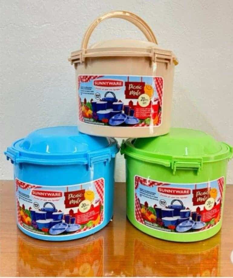 Picnic set (Category: Food Organization & Storage) located in Manila. Submitted by mariajudit37951 (Listing ID 1385257030, Image 1). Description: picnic set blue green Mocha.