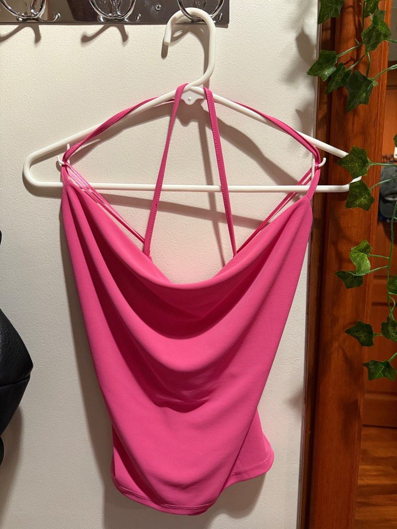 pink zara top sleevless (Category: Sleeveless) located in Mandaluyong City. Submitted by msgz08 (Listing ID 1385404952, Image 1). Description: good for dinners ! .