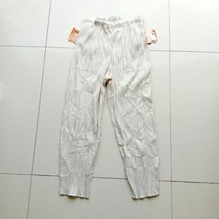 (Kategori: ) berada di . Dikirim oleh bekas_karung_original (ID iklan 1385313339, Gambar 1). Deskripsi: .