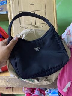 (Category: ) located in . Submitted by thriftxgoods (Listing ID 1385342720, Image 1). Description: .