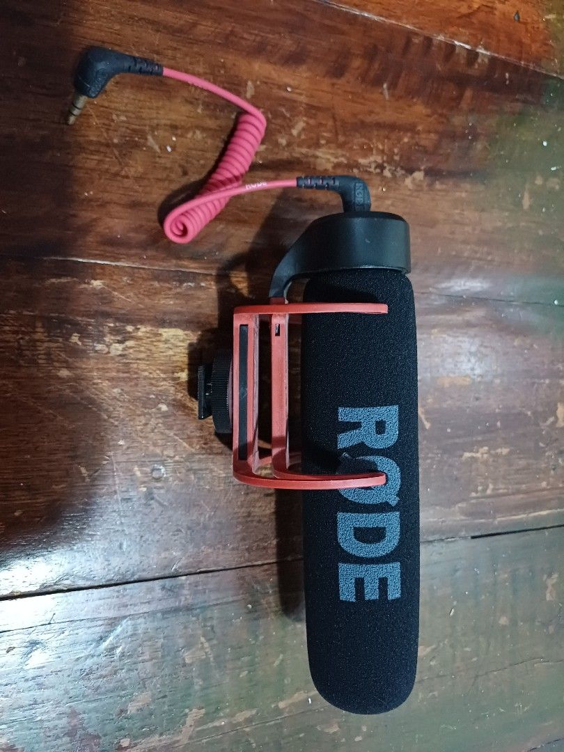 Rode Shotgun Videomic Go (Category: Microphones) located in Pasig City. Submitted by canadawet (Listing ID 1385399205, Image 1). Description: Rode Shotgun Videomic Go Only used for testing. No issues. No box. Trade offers and lowballers will be ignored..