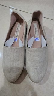 (Kategori: ) berada di . Dikirim oleh prelovedandnewbynisaaa (ID iklan 1385243087, Gambar 1). Deskripsi: .