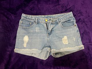 (Category: ) located in . Submitted by adrasteia (Listing ID 1385379713, Image 1). Description: .