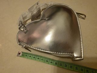 （分類：）位於 。 由 maoleung 提交（商品編號 1385395875，圖片 1）。簡介： 。