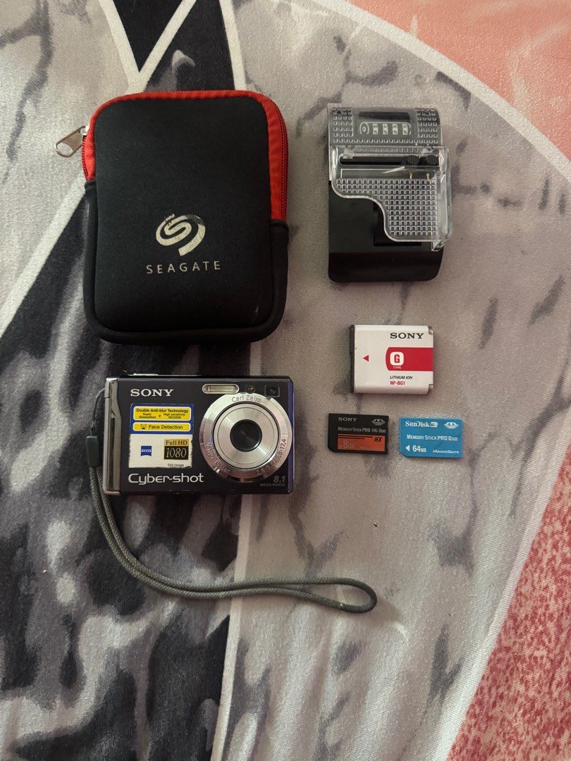 Sony Cybershot DSC-W90 (Category: Cameras) located in Pasig City. Submitted by delleirim (Listing ID 1385300761, Image 1). Description: Sony Cybershot DSC-W90 💌 📸 Specifications: 8.1MP | Carl Zeiss Vario-Tessar with 3x optical zoom | Up to ISO 3200 🏷️ Php 5,599 (Negotiable) ⚠️ Has minor screen scratches, but fully functional. Inclusions: Battery | Strap | Camera Bag |Universal Charger | Sony Memory Stick Pro Duo 8GB | SanDisk Memory Stick Pro 