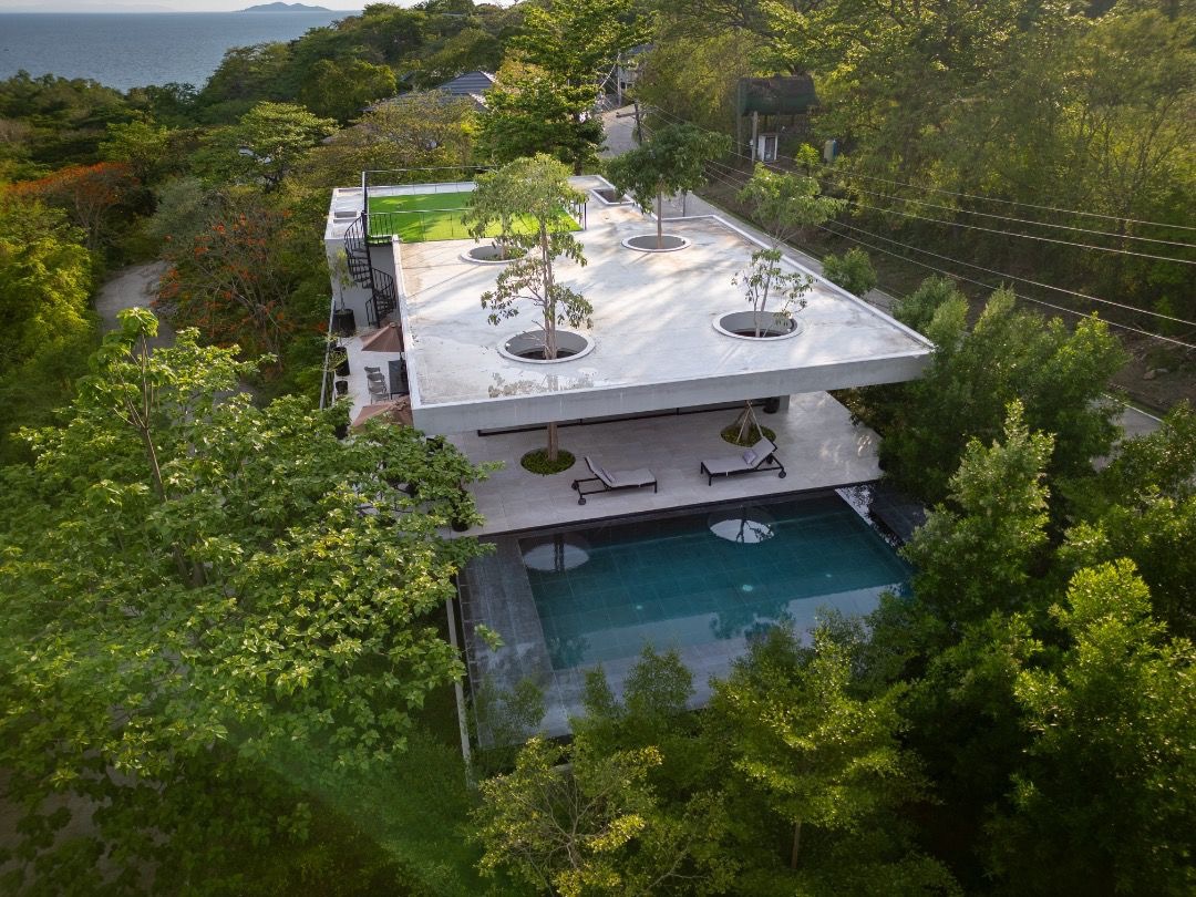 (Category: ) located in . Submitted by monica_dy (Listing ID 1385300312, Image 1). Description: .