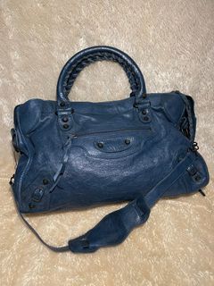 (Kategori: ) berada di . Dikirim oleh dindin_shopaholic (ID iklan 1385274720, Gambar 1). Deskripsi: .