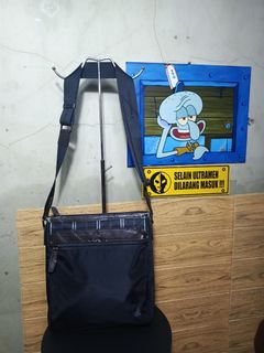 (Kategori: ) berada di . Dikirim oleh Thrift_shopsecond (ID iklan 1385399660, Gambar 1). Deskripsi: .