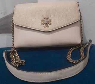 (Kategori: ) berada di . Dikirim oleh najwaaliy39079 (ID iklan 1385292451, Gambar 1). Deskripsi: .