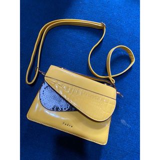 (Kategori: ) berada di . Dikirim oleh yunita_96 (ID iklan 1385243085, Gambar 1). Deskripsi: .