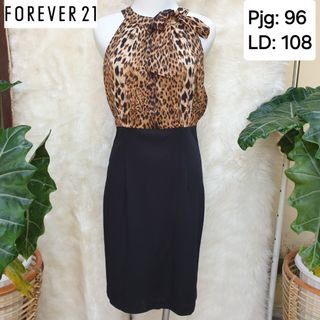 (Kategori: ) berada di . Dikirim oleh the_hanger_apparel (ID iklan 1385416305, Gambar 1). Deskripsi: .
