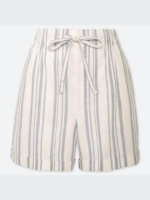 Uniqlo Linen Shorts (S) (Category: Shorts) located in Quezon City. Submitted by kaleye (Listing ID 1385375198, Image 1). Description: Uniqlo Linen Shorts Highwaist for Women White with Blue Stripes Small Uniqlo ID 417751.