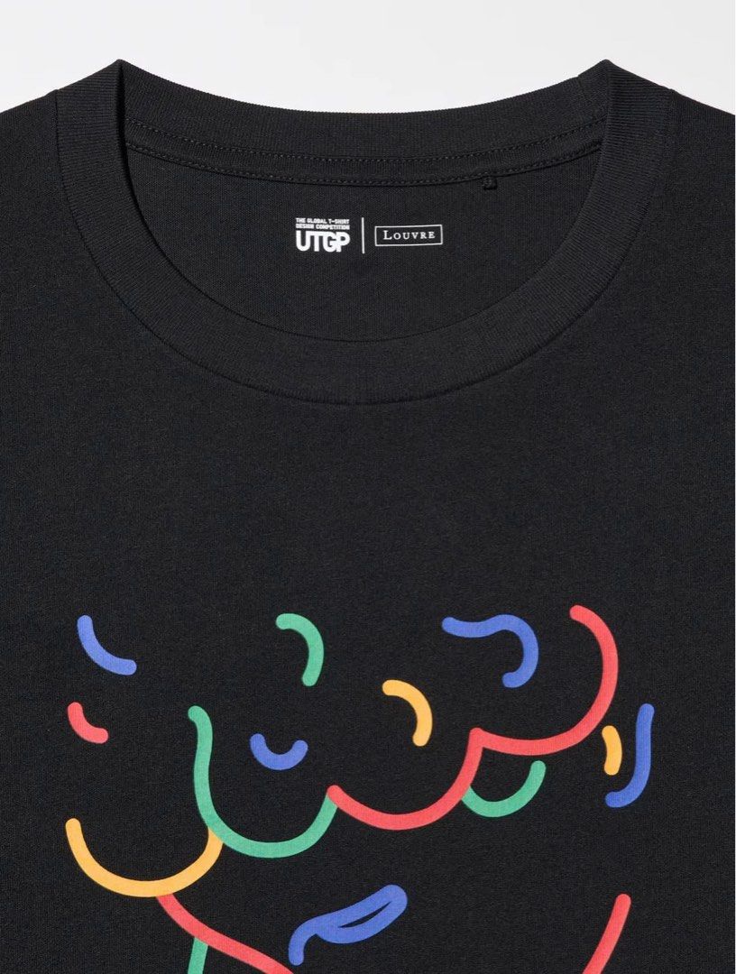 Uniqlo UT Louvre (Category: Shirts) located in Marilao. Submitted by gotemph (Listing ID 1385294542, Image 2). Description: New Arrival 💯 Uniqlo x Louvre Last 2 XL ✅ 💯 Brandnew complete w/tags 💯 Original Money back guarantee Location: Marilao, Bulacan 📍 MOP: Gcash/UnionBank 💵 Shipping: Lalamove/J&T 🚛.