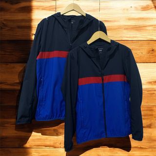 (Kategori: ) berada di . Dikirim oleh ranstores (ID iklan 1385260966, Gambar 1). Deskripsi: .
