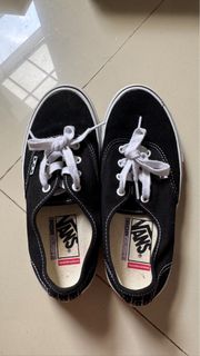 (Kategori: ) berada di . Dikirim oleh isi.lemarie (ID iklan 1385335533, Gambar 1). Deskripsi: .