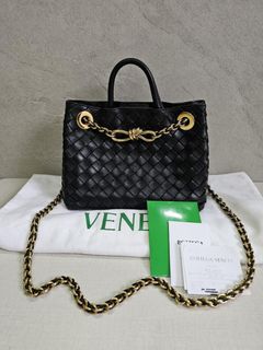 (Kategori: ) berada di . Dikirim oleh anzeraluxbags.id (ID iklan 1385408747, Gambar 1). Deskripsi: .