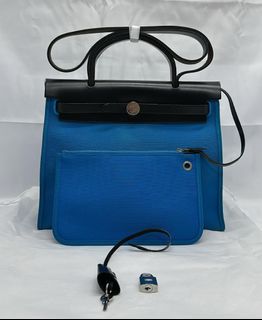 (Kategori: ) berada di . Dikirim oleh harukibutik (ID iklan 1385356539, Gambar 1). Deskripsi: .