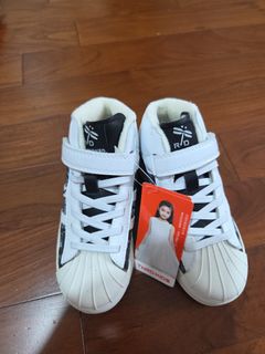 （分類：）位於 。 由 salonlai696 提交（商品編號 1385479051，圖片 1）。簡介： 。