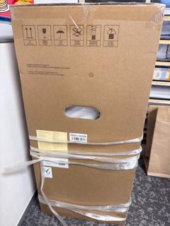 （分類：）位於 。 由 _kat.0 提交（商品編號 1385541377，圖片 1）。簡介： 。