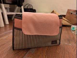 由 zz52282000 (刊登 ID 1385449179，圖片 1) 提交，位於 的 (類別：)，說明：。
