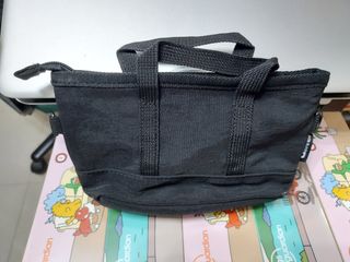 （分類：）位於 。 由 kobbykobby 提交（商品編號 1385462131，圖片 1）。簡介： 。