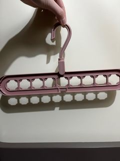 （分類：）位於 。 由 Aamiramanda 提交（商品編號 1385577540，圖片 1）。簡介： 。