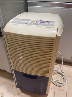（分類：）位於 。 由 wsheepw 提交（商品編號 1385585785，圖片 1）。簡介： 。
