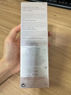 由 cge67thrdg84305 (刊登 ID 1385569517，圖片 1) 提交，位於 的 (類別：)，說明：。