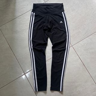 (Kategori: ) berada di . Dikirim oleh bbymonyetcloset (ID iklan 1385470447, Gambar 1). Deskripsi: .