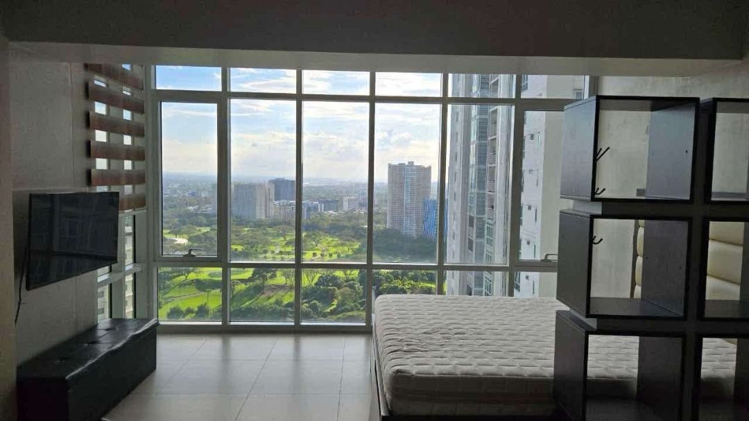 Almond, Two Serendra 2BR with Parking (Category: Apartments & Condos) located in Manila. Submitted by call_09053601049 (Listing ID 1385504970, Image 1). Description: 🏙 FOR LEASE Almond at Two Serendra 2BR with Parking ✨ 2-Bedroom Unit with Parking Space 📍 Two Serendra, High Street BGC Near Serendra and Uptown 📐 76 sqm | 7th Floor and has view of Amenities and High Street 🔹 Spacious – Bright & Airy 🔹 Fully Furnished 💰 ₱120,000 Live in a prim