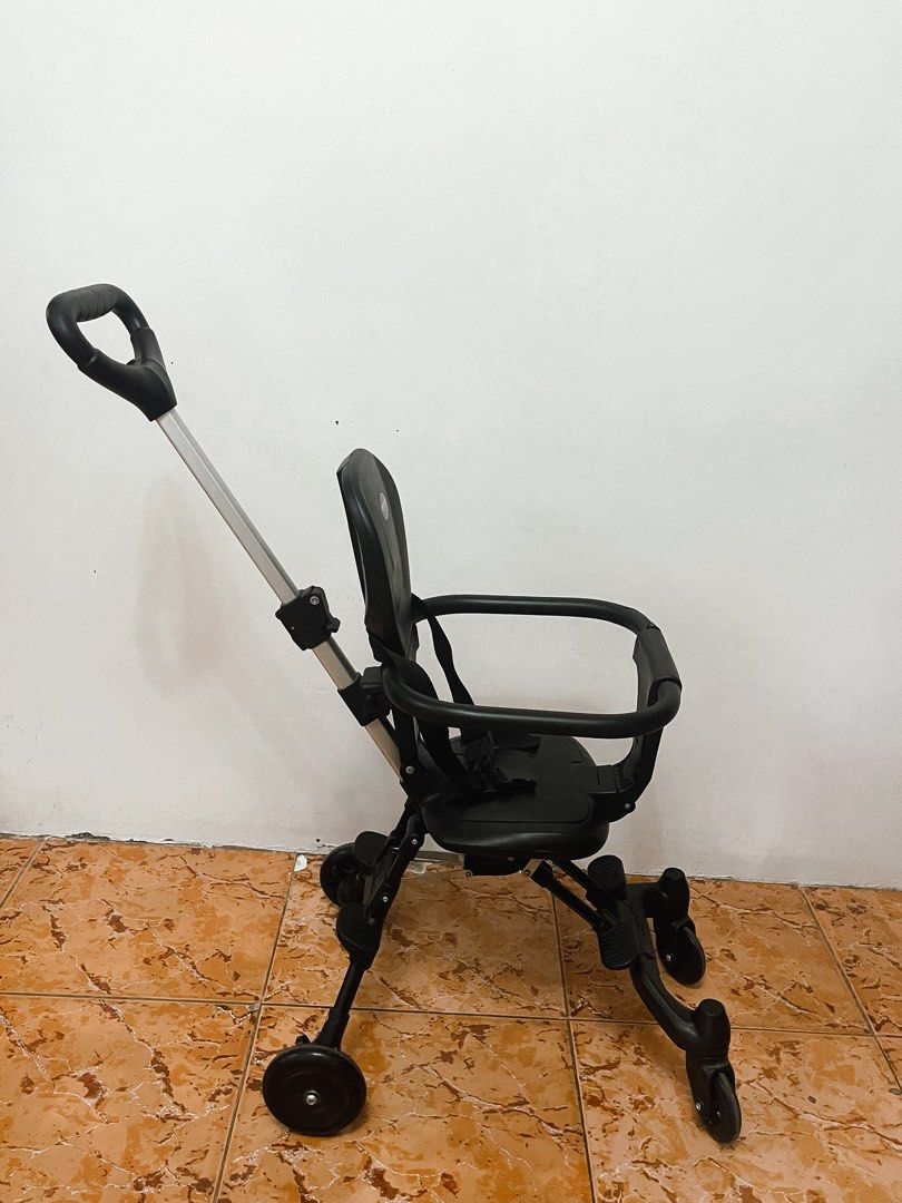 APRUVA Ride-on push foldable stroller (Category: Strollers) located in Urdaneta. Submitted by eleynuhhh_md (Listing ID 1385477804, Image 2). Description: APRUVA RIDE-ON PUSH FOLDABLE TRAVEL FRIENDLY STROLLE with minor flaw on the baby rubber handle (left) Well used Open for pick up or meet up. 📍Location: Urdaneta City, Pangasinan.
