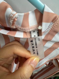 （分類：）位於 。 由 allisvee 提交（商品編號 1385530542，圖片 1）。簡介： 。