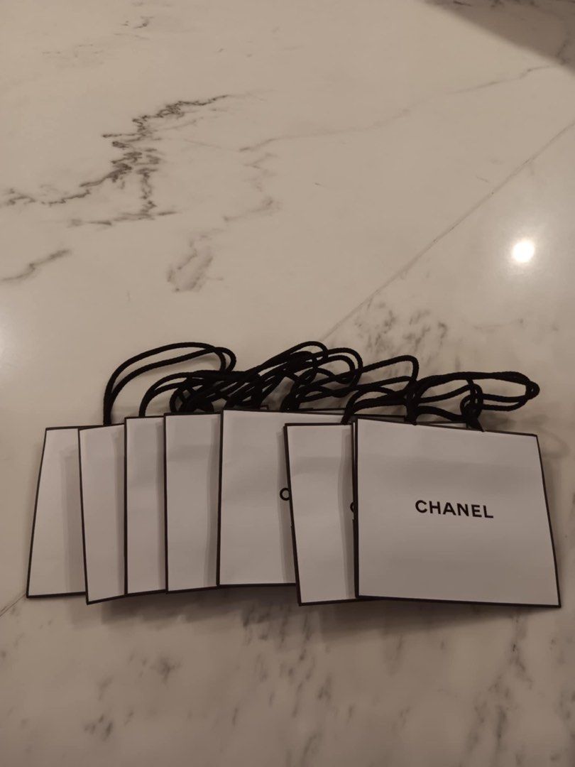 💯authentic Chanel paperbags (Category: Luxury Accessories) located in Quezon City. Submitted by outlet18 (Listing ID 1385580056, Image 1). Description: assorted sizes available price ranges from 500 up.