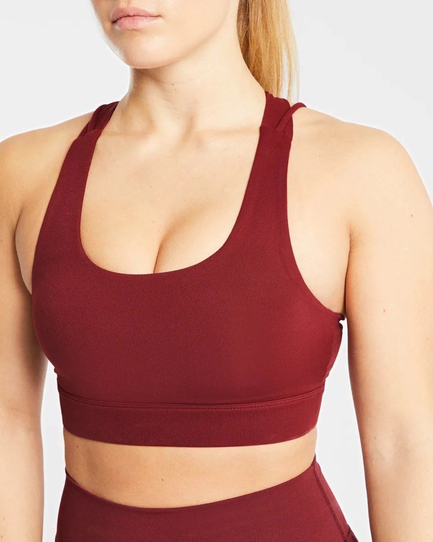 AYBL Core sports vra medium (Category: Activewear) located in Iba. Submitted by xooperfindslb (Listing ID 1385556711, Image 2). Description: Aybl core sports bra Mauve wine red medium on tag No issue Good as new Band size - 26- 30 inches .