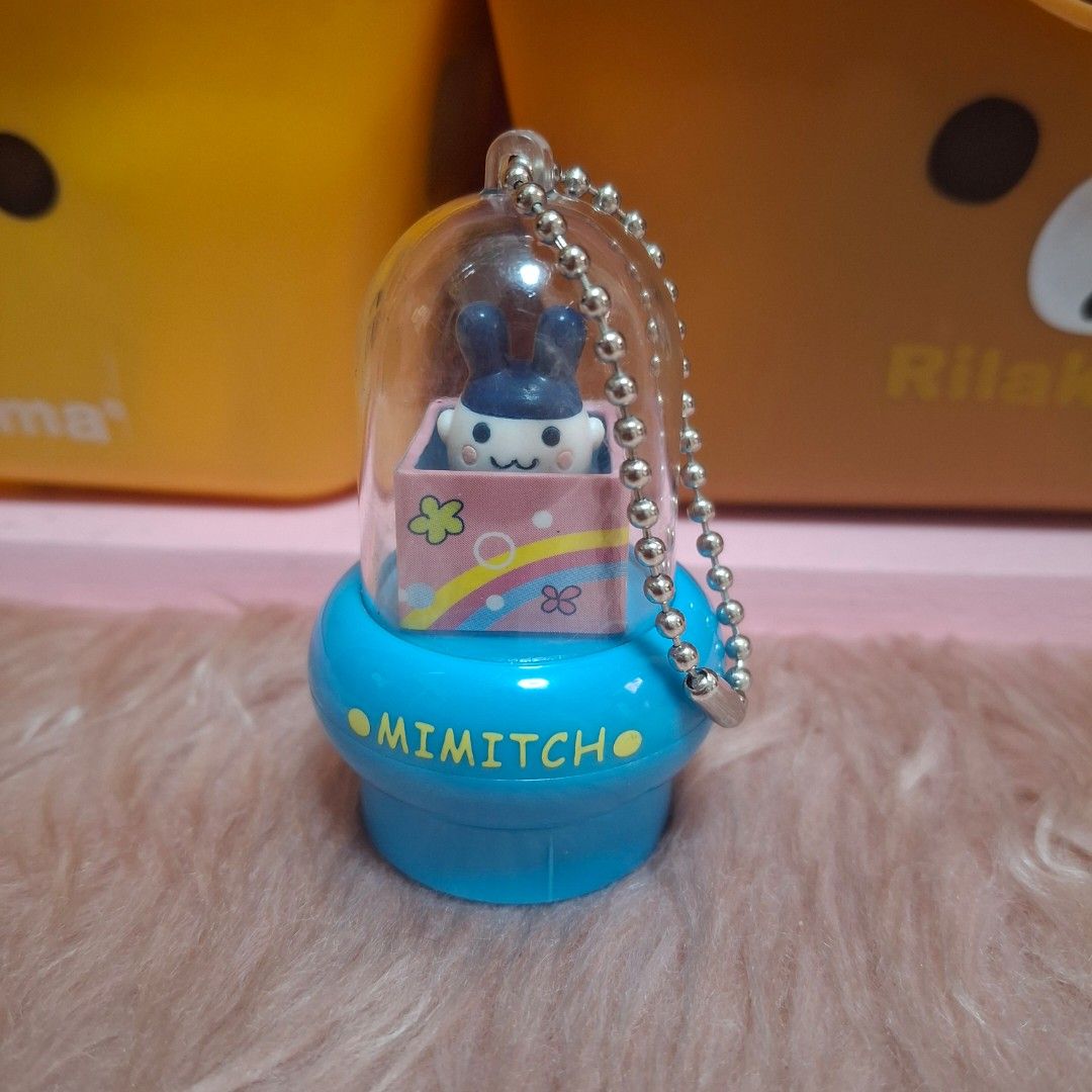 Bandai 2006 Tamagotchi Charm (Category: Character Goods) located in Bacoor. Submitted by flutterdeclutters (Listing ID 1385542486, Image 1). Description: ♡ Preloved items. Please manage your expectations. ♡ 24 hours reservation only~ 🫶 ♡ no pakeep na po 🙇‍♀️ 💸 MOP : GCash 🚛 MOD : J&T 📍 LOC : Bacoor, Cavite.