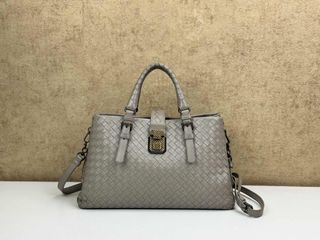 (Category: ) located in . Submitted by luxury_galeries (Listing ID 1385461023, Image 1). Description: .