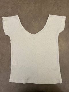 Brandy melville off shoulder For Sale Sleeveless Carousell