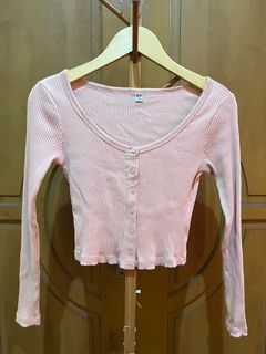 (Kategori: ) berada di . Dikirim oleh wearzahira (ID iklan 1385481899, Gambar 1). Deskripsi: .