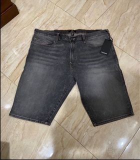 (Kategori: ) berada di . Dikirim oleh lpradan (ID iklan 1385562162, Gambar 1). Deskripsi: .