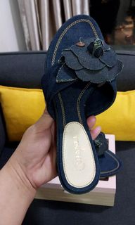 (Category: ) located in . Submitted by chicpulse.fashion (Listing ID 1385575191, Image 1). Description: .