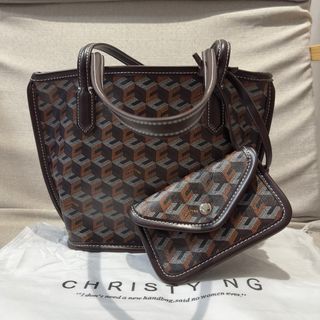 (Kategori: ) berada di . Dikirim oleh preloving.it (ID iklan 1385525608, Gambar 1). Deskripsi: .