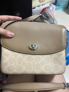 由 alllshop (刊登 ID 1385606887，圖片 1) 提交，位於 的 (類別：)，說明：。