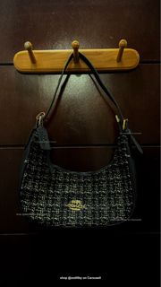 (Kategori: ) berada di . Dikirim oleh xxdillby (ID iklan 1385595051, Gambar 1). Deskripsi: .
