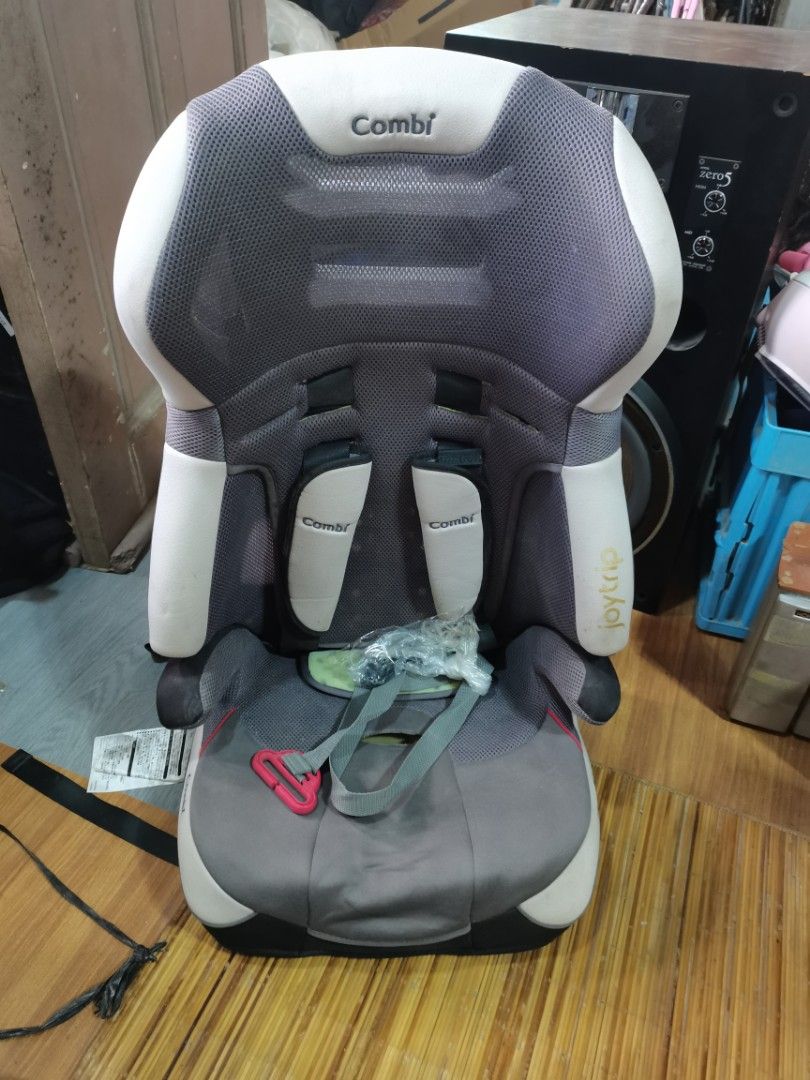 Combi joy trip car seat (Category: Car Seats) located in San Pedro. Submitted by tristanjapansurplus (Listing ID 1385507191, Image 1). Description: Ptpa Combi joy trip baby car seat Came in japan 09975328855 09915252285 Mojica family b10 L2 filinvest homesite brgy bagong silang san pedro laguna.