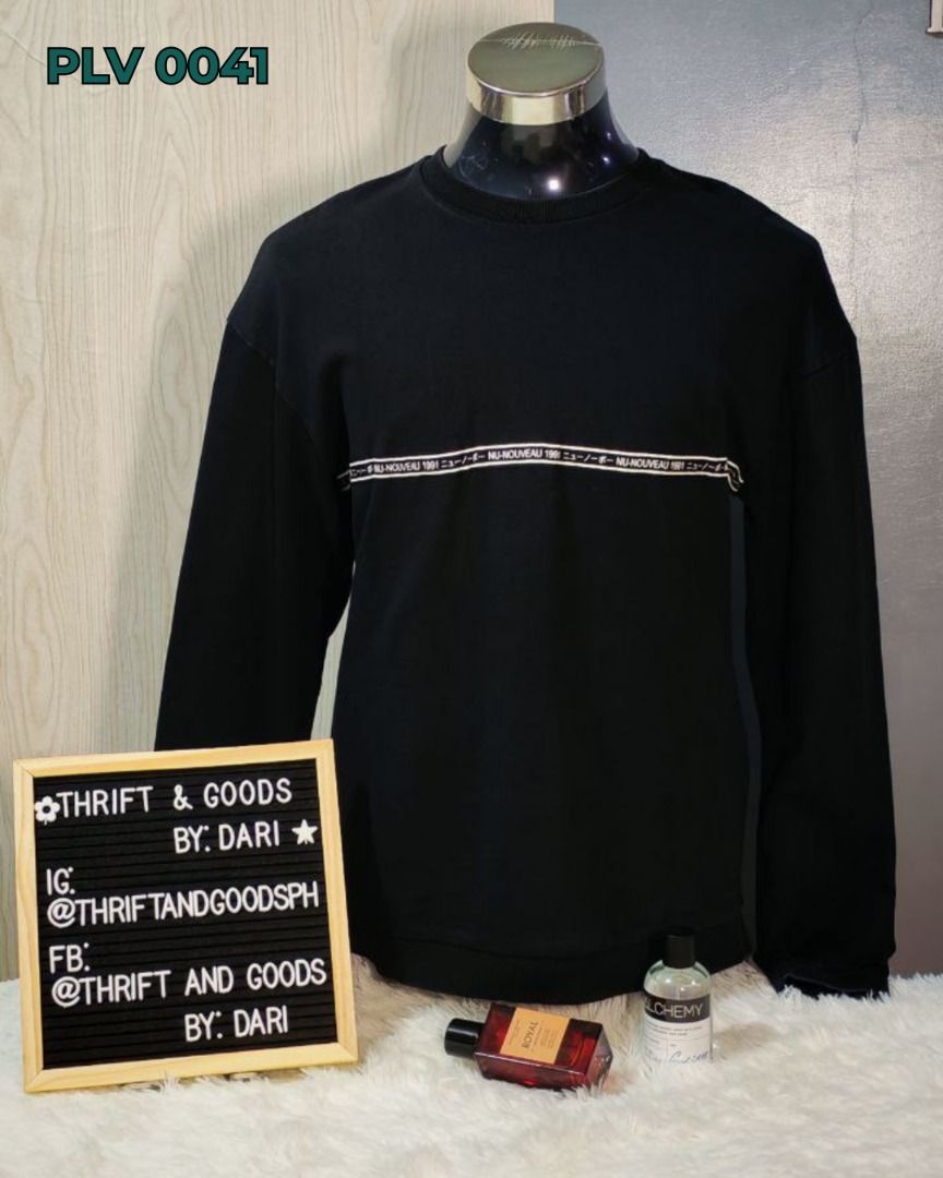 Cotton On Loosefit Black (Category: Coats, Jackets and Outerwear) located in Cebu City. Submitted by tagph (Listing ID 1385534431, Image 1). Description: Size: M Dimensions: L:28|W:20.5|SLV:24 Condition: 10/10 Flaws : None "**item is thrifted, please manage your expectations ** hand washed and ironed already" DM for offers.