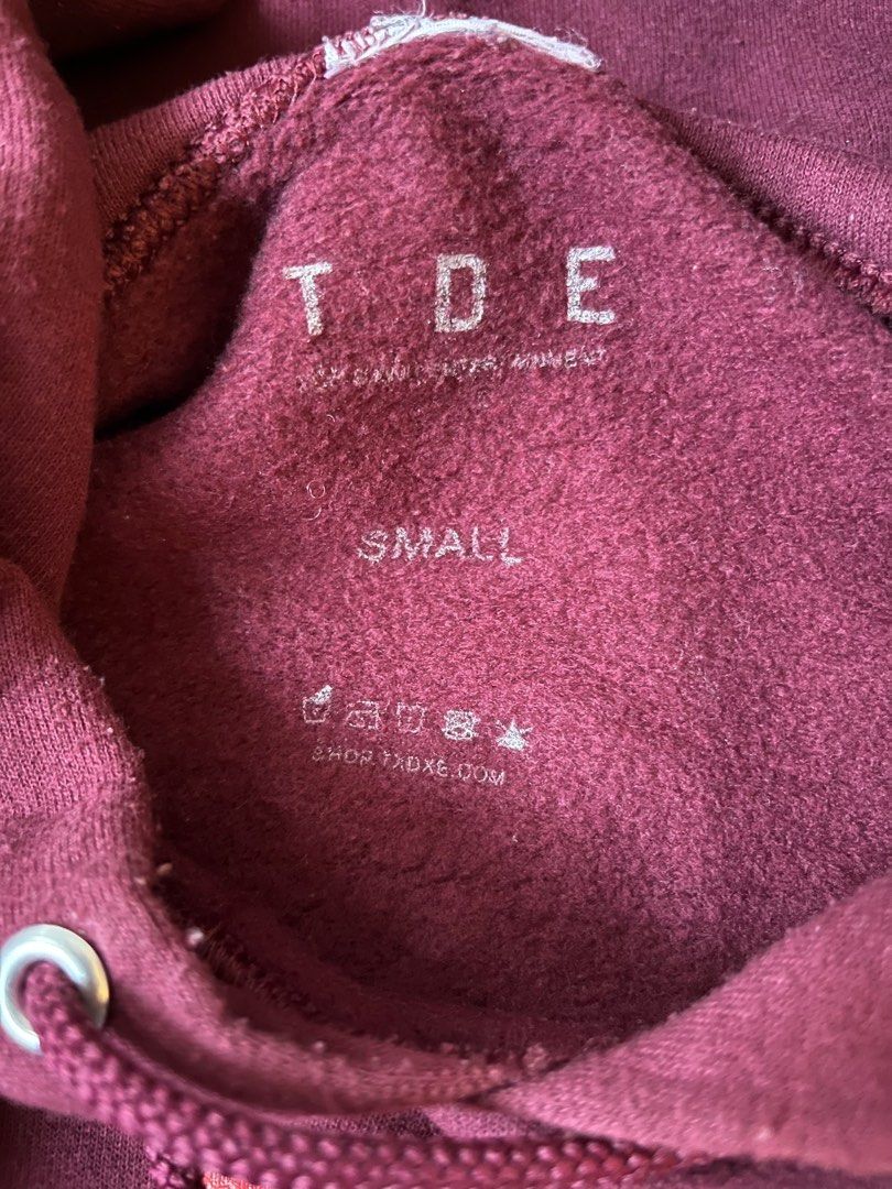 DAMN Kendrick Lamar Hoodie size S Fesyen Pria Pakaian Baju