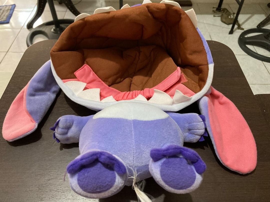 Disney Stitch plush hat (Category: Plushies & Soft Toys) located in Las Pinas. Submitted by hppyclttrc0. (Listing ID 1385574412, Image 2). Description: Disney Stitch plush hat -Adjustable strap underneath of hat -As is, WYSIWYG ⚠️ 𝗣𝗿𝗼𝗱𝘂𝗰𝘁 𝗜𝗻𝗳𝗼𝗿𝗺𝗮𝘁𝗶𝗼𝗻 All prices, item conditions, and relevant details are/will be stated clearly in each photo caption. Inquiries are welcome, but kindly keep communication concise and purposeful. Let'