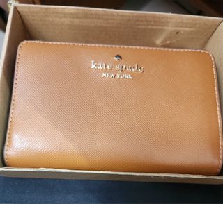 (Kategori: ) berada di . Dikirim oleh preloved_gona (ID iklan 1385442251, Gambar 1). Deskripsi: .