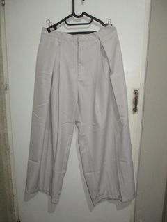 (Kategori: ) berada di . Dikirim oleh preloved.gvr (ID iklan 1385612440, Gambar 1). Deskripsi: .